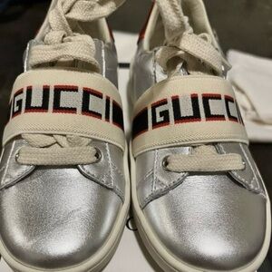 NIB GUCCI Kids SILVER ‘Ace’ sneakers